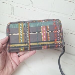 Vera Bradley Wallet Wristlet Woman Gray City Plaid Midtown RFID Full Zip Around